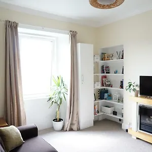 Comfortable Central West End Edinburgh