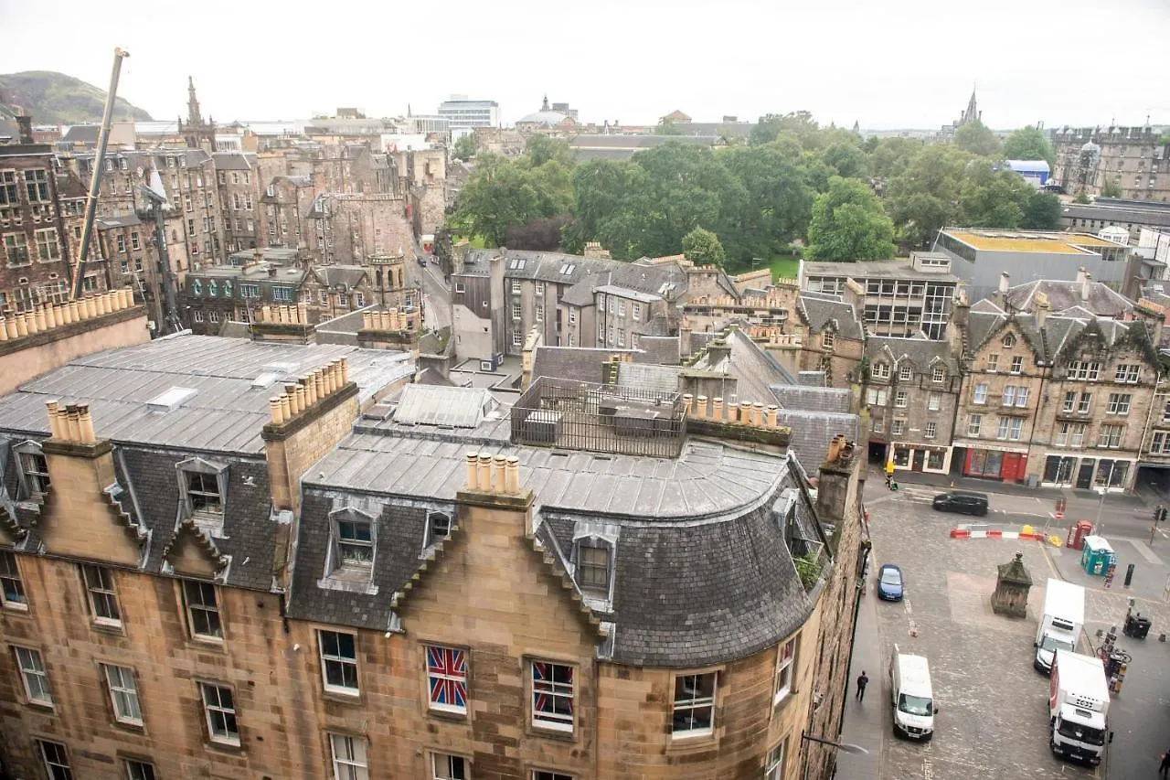 Apartmán Guestready - Top Floor Apt Near Edinburgh Castle